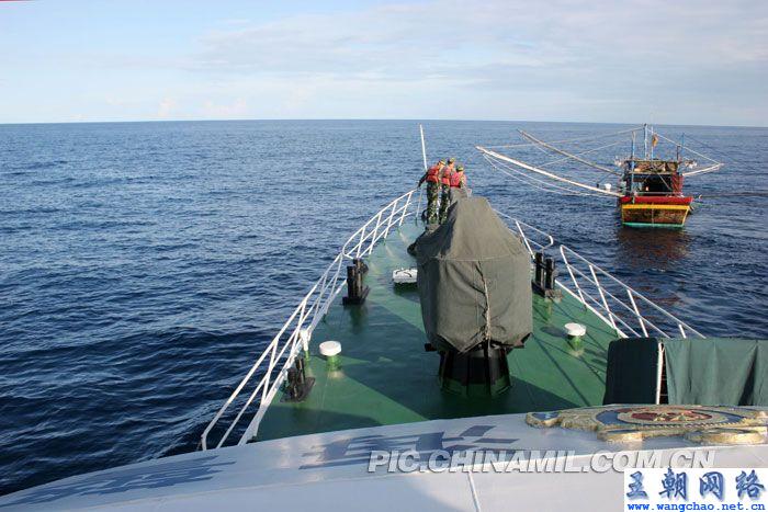 汉音对照 南海开渔在即 中国出动海警依法驱逐