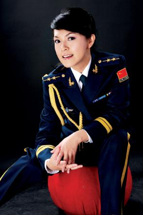 军营魅力女兵大盘点 jun ying mei li nv bing da pan dian(2 王朝