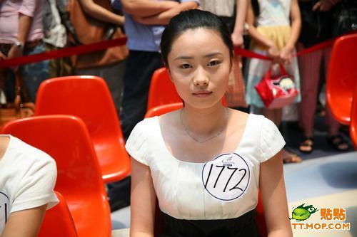 空姐招募现场气质美女