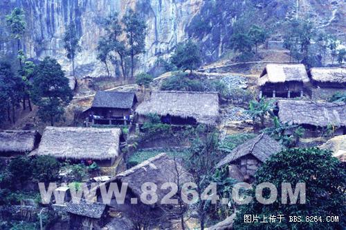 游广西百色岩流瑶寨--震撼,无奈[组图] - 王朝