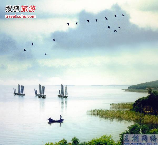 阳澄湖半岛旅游度假区_阳澄湖旅游收入(2)
