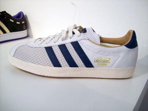 汉音对照 adidas 2008新款运动鞋预示 adidas