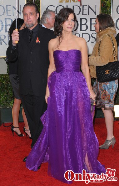 汉音对照 美国金球奖颁奖典礼星光璀璨 mei gu