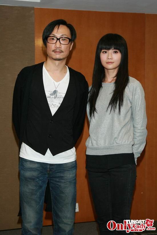 本文为【郑中基阿sa开发布会承认06年结婚 透露分手原因】的拼音翻译