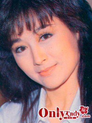 汉音对照 不老美女潘迎紫62年保养奇迹 bu lao