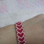 手工编织：心连心手链的简单编织方法
