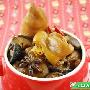 香菇红枣脱骨美容猪蹄煲(图)－特色菜谱