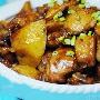 三黄鸡炖土豆(图)－特色菜谱