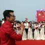 李永昌quot;海誓山盟quot;集体婚礼现场领唱《入洞房》 音乐_娱乐报道