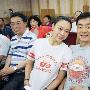 濮存昕北大荒生活 父女助“希望之旅” 快讯_娱乐报道