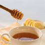 下午茶：蜜糖水下午茶：蜜糖水一杯蜂蜜中含有大约35％ 减肥_美丽顾问