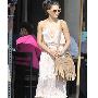 图为Jenna Dewan     欧美明星街拍 最爱流苏装饰 打扮_美丽顾问