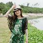 名媛风短袖洋装。抽象花朵图案连身裙拼接蕾丝面料宽 打扮_美丽顾问
