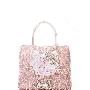 HELLO KITTY WIREBAG全赖以人手制作 每个 HELLO KIT 打扮_美丽顾问