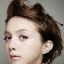 眼影：淡紫色 眼影：淡紫色 如果你偶尔想化彩妆时，淡 化妆_美丽顾问