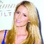 Paige Butcher Paige Butcher 璀璨并散发透明光泽的 化妆_美丽顾问