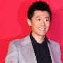 夏雨袁泉为姜文捧场默契十足 带同款婚戒亮相(5) 婚嫁_美丽顾问