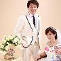 孟庭苇和先生十分恩爱（5／9张） 孟庭苇披婚纱拍全家 婚嫁_美丽顾问