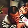 童佳倩泪流满面的转过身来，看着刘易阳的背影，这个 围城_男女情感