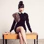 孜言执意要从她的初恋说起。 ★初恋，童话般美好  围城_男女情感