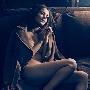 第二层次：身体的吸引 女人的身体，尤其是年轻美丽的 爱情_男女情感