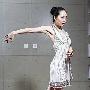 给男人以幻想的"吸引"，这样的暗示男人能读懂 买一件刚 爱情_男女情感