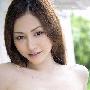 总裁更加开心起来，从抽屉里又拿出一个盒子说，你 欢爱_男女情感