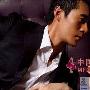 吃完饭我们在一条安静的马路上散步，小欧把丝巾给我 欢爱_男女情感