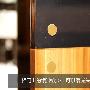 柜面上还有两块缓冲软垫，可以缓减关门时用力太大 测评_居家装饰