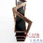 这个引人注意的书架出了外表美观而特别之外，它所用 家品_居家装饰