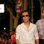 李咏休闲装休闲亮相         央视主播罕见搞怪照曝光 明星_娱乐报道