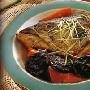 鲜烧鲑鱼头（图）－特色菜谱