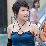 10岁少女惊艳广州街头(组图)