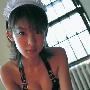 提升乳房防止下垂的动作