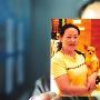 半夜惊喜：狗狗回来了！（图） 动物世界