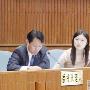 “土洋包公”同审狗咬人 手模特玉手值几何（图） 动物世界