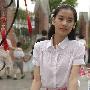 黄圣依最初头顶“星女郎”的幸运光环走进大众视线（2 明星_娱乐报道