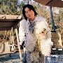 1982年至1988年就读于北京四中，高晓松所在的A1班，则 明星_娱乐报道
