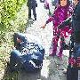 警察出面制止（4 ／6张）      张韶涵家人为钱失和 坦 明星_娱乐报道