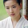 董洁牵小孩亮相春晚开场 与周冬雨同台(组图)