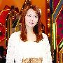 盘点明星如何应对飞机晚点 谭维维机场写歌(图)