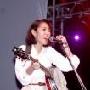 王若琳华山开唱挑战自己 老爸坐镇任导演(组图)