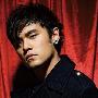 从周杰伦到吴克羣 歌手玩个人音乐品牌成时尚