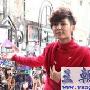 红衣炎亚纶宣传单飞唱片 称飞轮海仍会同台(图)