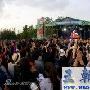 草莓音乐节欢乐不断 痛仰引发万众合唱(组图)