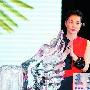 央视秋晚演出阵容曝光 导演：赵薇王菲可能加盟
