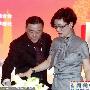 周立波富豪女友被传已怀孕 两人亲密拍摄婚纱照