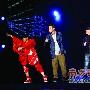 陈冠希东亚演唱会复出首唱 天王天后当绿叶(图)
