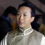 李玉刚新剧演余少群父亲 与冯远征有纠葛(附图)