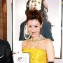 李嘉欣怀胎6月挺大肚亮相 首次承认怀男婴